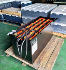 ẮC QUY XE NÂNG ROCKET VCF280 (48V-280Ah/5Hr)
